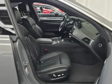 2022 BMW 6 серии с пробегом 48 175 км