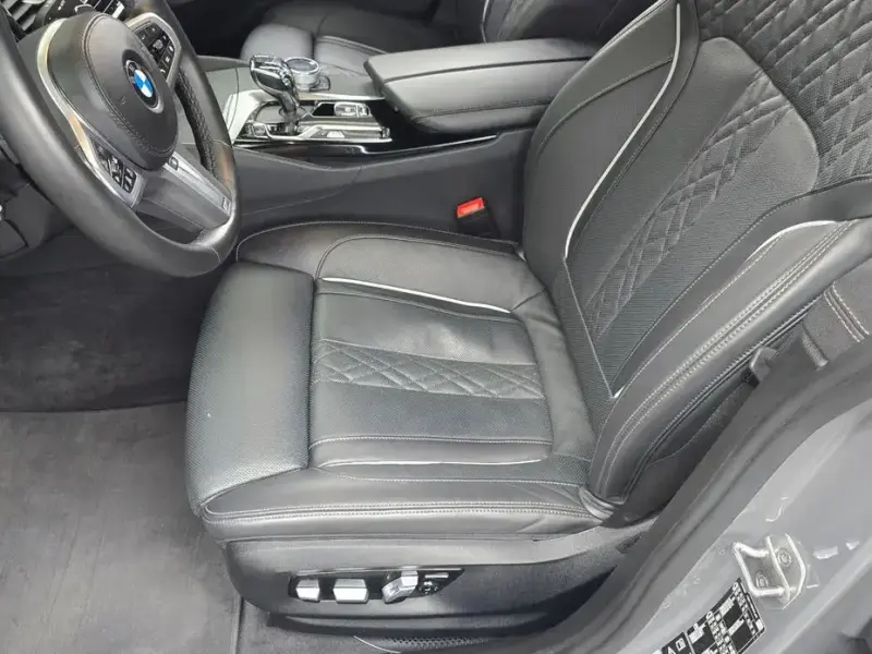 2022 BMW 6 серии с пробегом 48 175 км