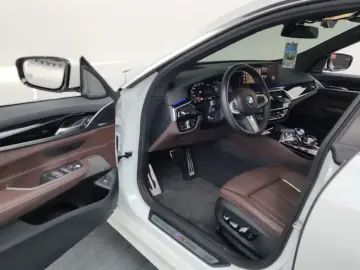 2023 BMW 6 серии с пробегом 52 120 км