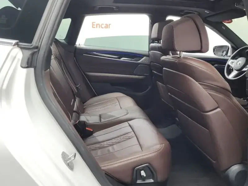 2023 BMW 6 серии с пробегом 52 120 км