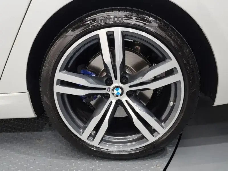2023 BMW 6 серии с пробегом 52 120 км