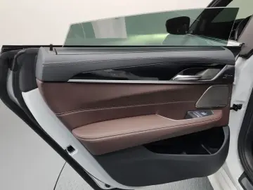 2023 BMW 6 серии с пробегом 52 120 км