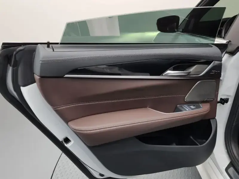 2023 BMW 6 серии с пробегом 52 120 км