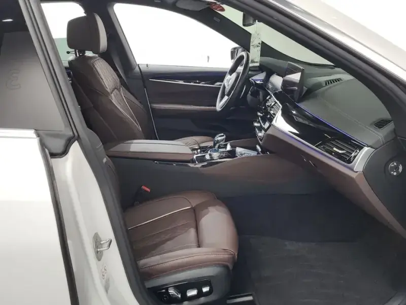 2023 BMW 6 серии с пробегом 52 120 км