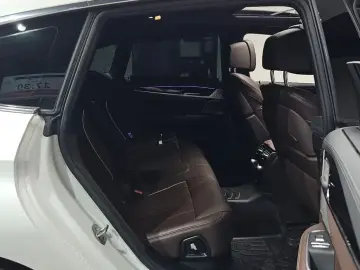 2022 BMW 6 серии с пробегом 53 637 км