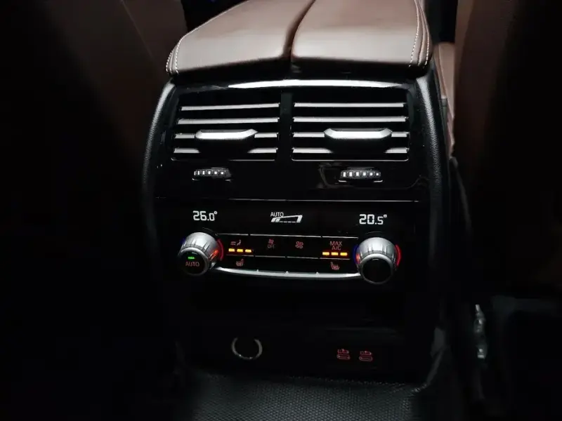 2022 BMW 6 серии с пробегом 53 637 км