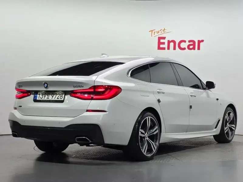 2022 BMW 6 серии с пробегом 49 339 км