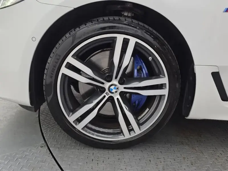 2022 BMW 6 серии с пробегом 49 339 км