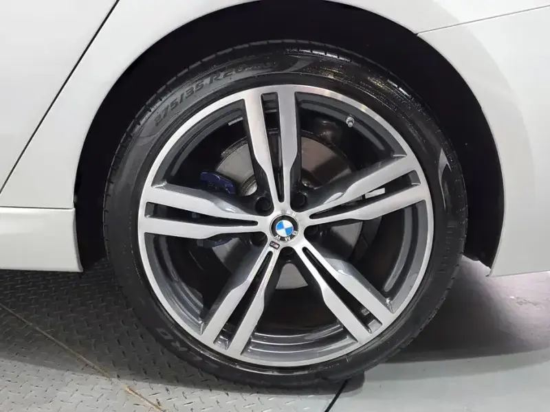 2022 BMW 6 серии с пробегом 49 339 км