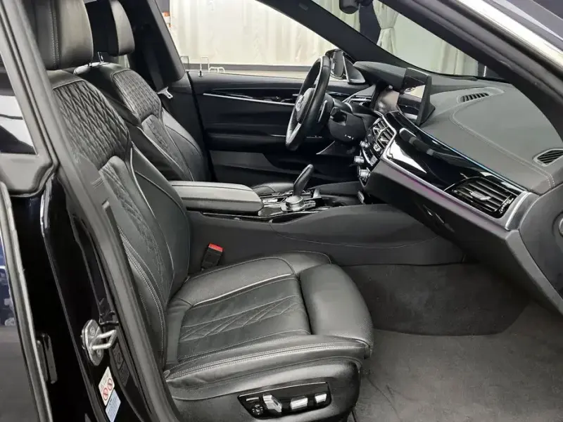 2022 BMW 6 серии с пробегом 64 404 км