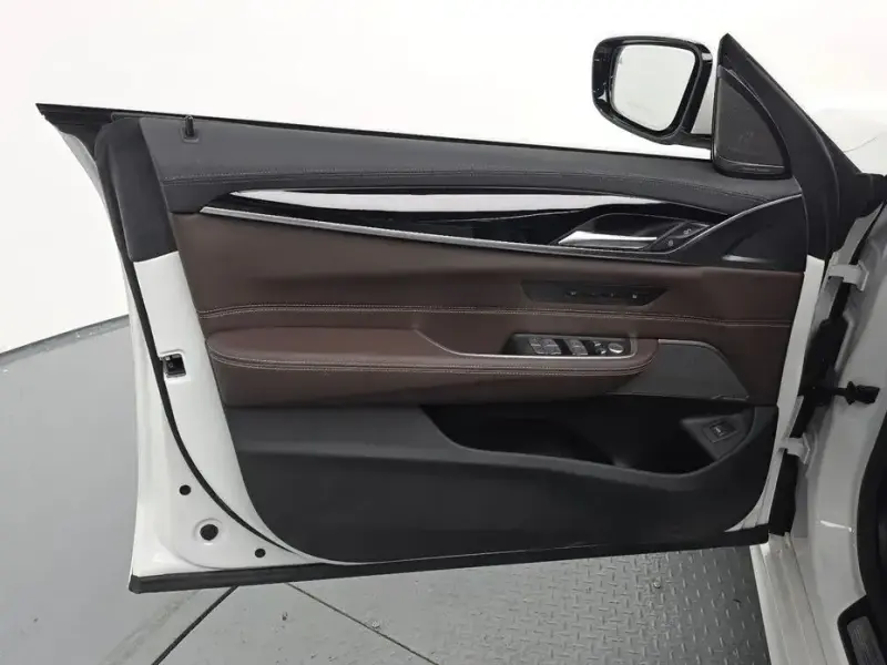 2024 BMW 6 серии с пробегом 47 345 км