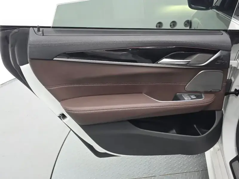 2024 BMW 6 серии с пробегом 47 345 км