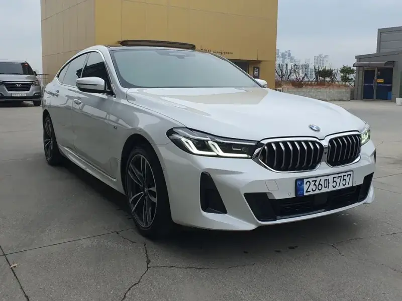 2023 BMW 6 серии с пробегом 48 504 км
