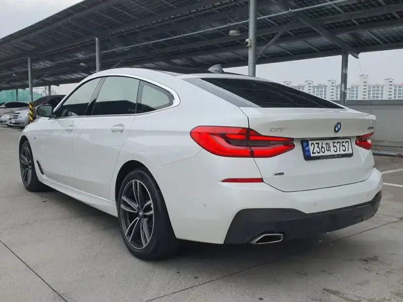 2023 BMW 6 серии с пробегом 48 504 км