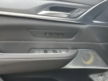 2023 BMW 6 серии с пробегом 48 504 км