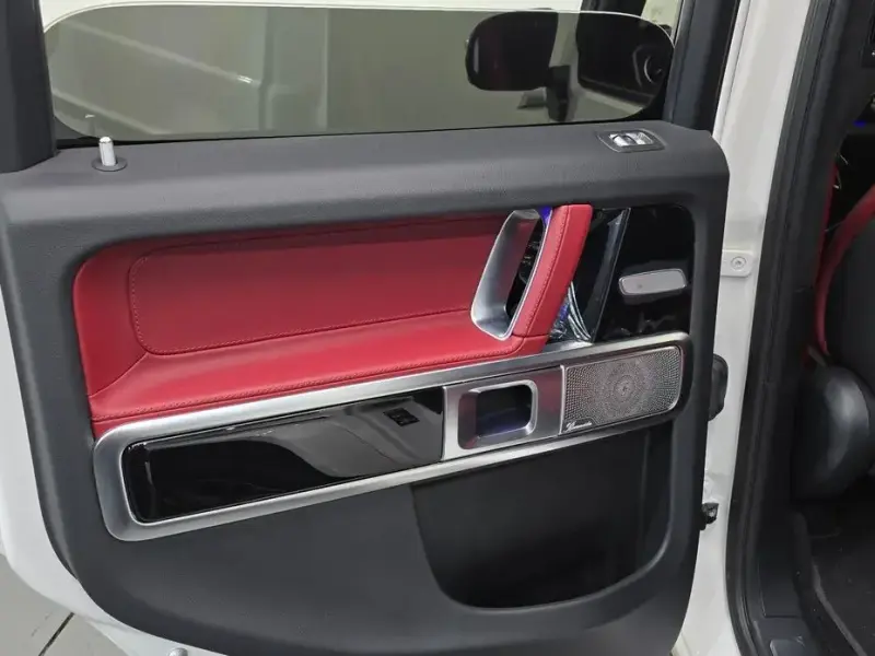2025 Mercedes-Benz G-Класс с пробегом 6 090 км