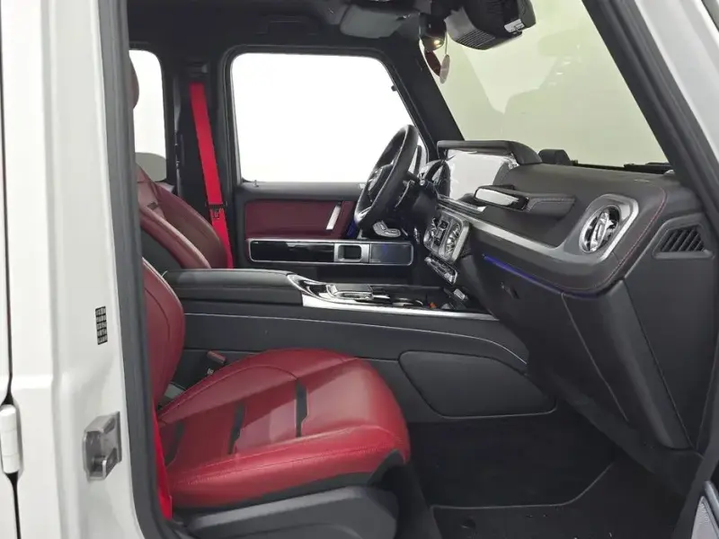 2025 Mercedes-Benz G-Класс с пробегом 6 090 км