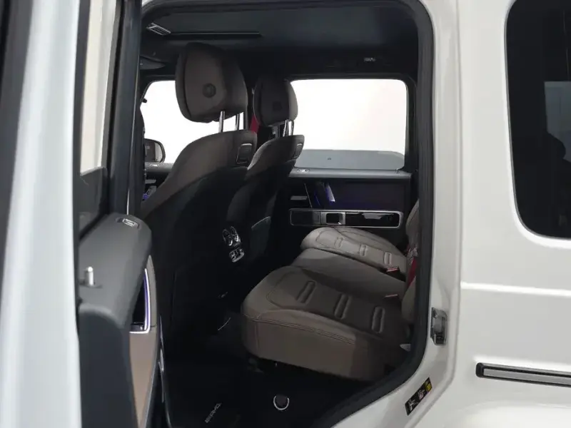 2023 Mercedes-Benz G-Класс с пробегом 9 824 км