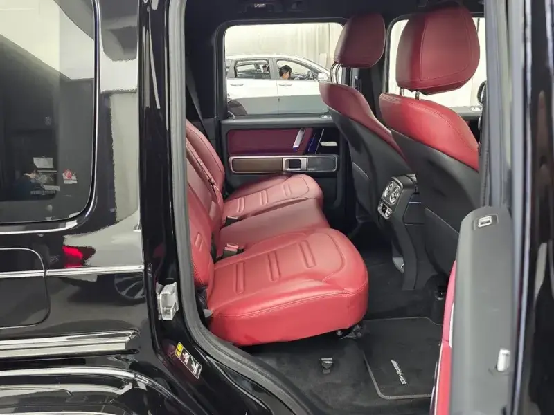 2025 Mercedes-Benz G-Класс с пробегом 15 271 км