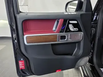 2025 Mercedes-Benz G-Класс с пробегом 15 271 км