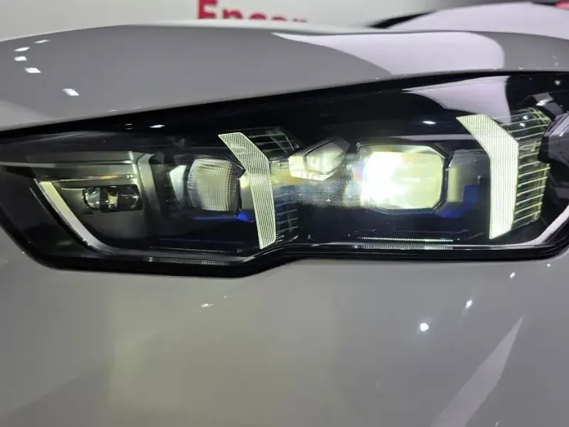 2025 BMW i5 с пробегом 22 724 км