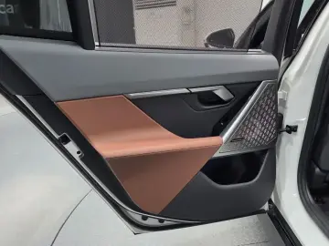 2025 BMW i5 с пробегом 22 724 км