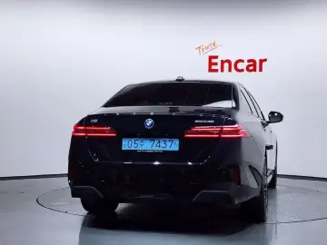 2023 BMW i5 с пробегом 46 239 км