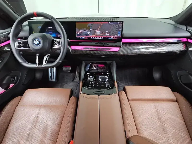 2024 BMW i5 с пробегом 9 601 км