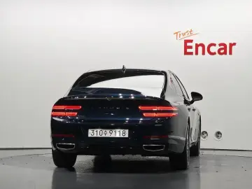2023 Genesis G80 с пробегом 66 749 км