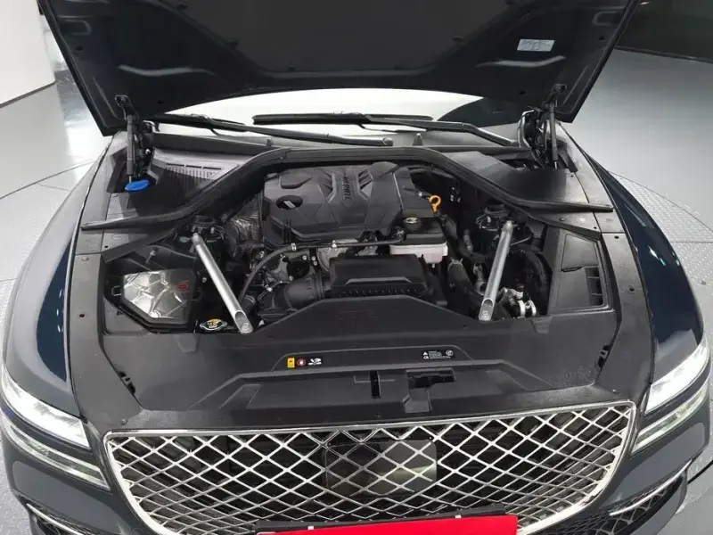 2023 Genesis G80 с пробегом 66 749 км