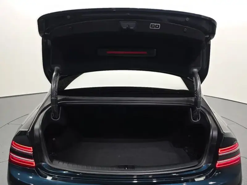 2023 Genesis G80 с пробегом 66 749 км