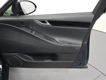 2023 Genesis G80 с пробегом 66 749 км