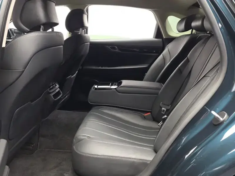 2023 Genesis G80 с пробегом 66 749 км