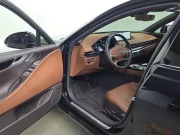 2023 Genesis G80 с пробегом 42 131 км