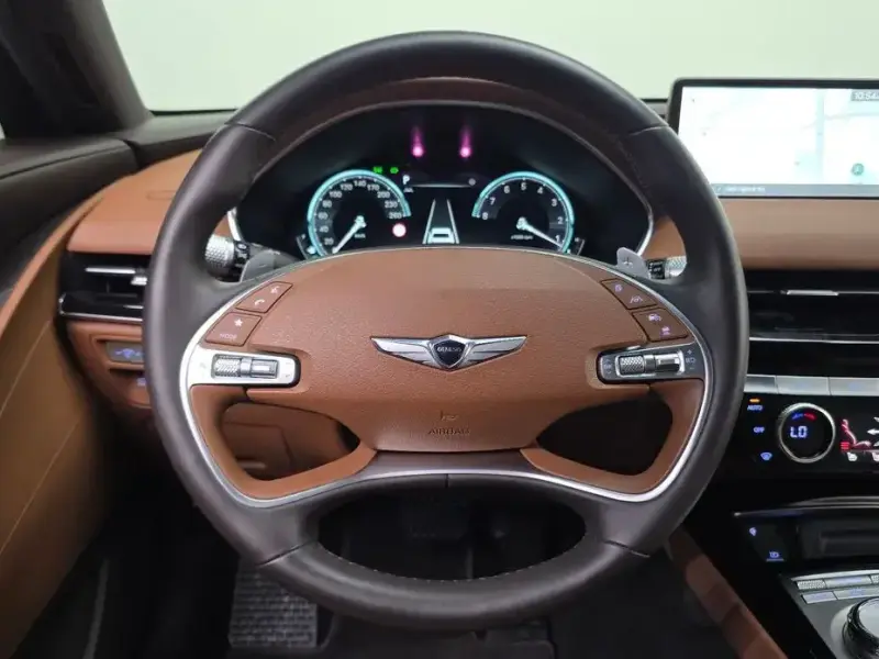 2023 Genesis G80 с пробегом 42 131 км