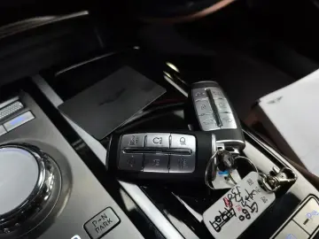 2023 Genesis G80 с пробегом 42 131 км