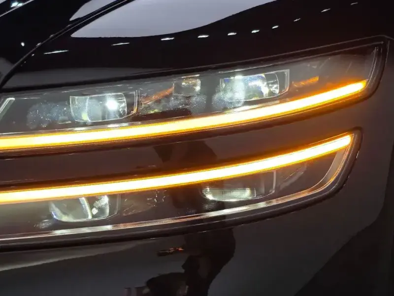 2023 Genesis G80 с пробегом 42 131 км