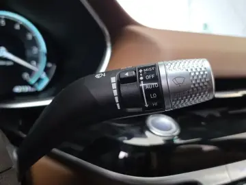 2023 Genesis G80 с пробегом 42 131 км