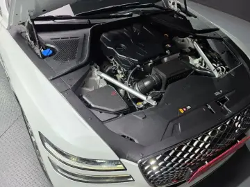 2023 Genesis G80 с пробегом 90 459 км