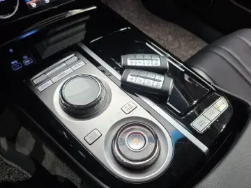 2023 Genesis G80 с пробегом 90 459 км