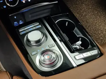2023 Genesis G80 с пробегом 51 994 км