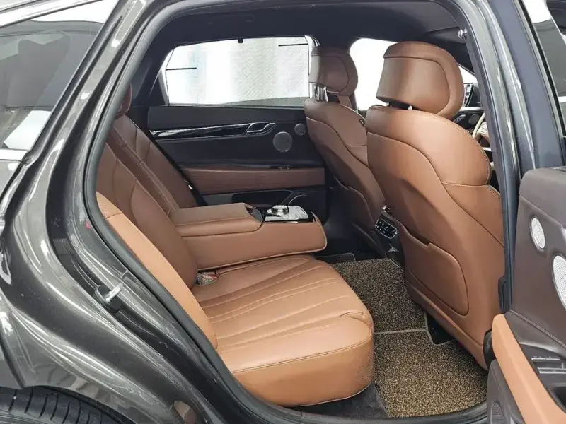 2023 Genesis G80 с пробегом 51 994 км