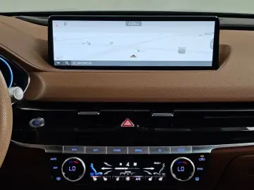 2023 Genesis G80 с пробегом 51 994 км