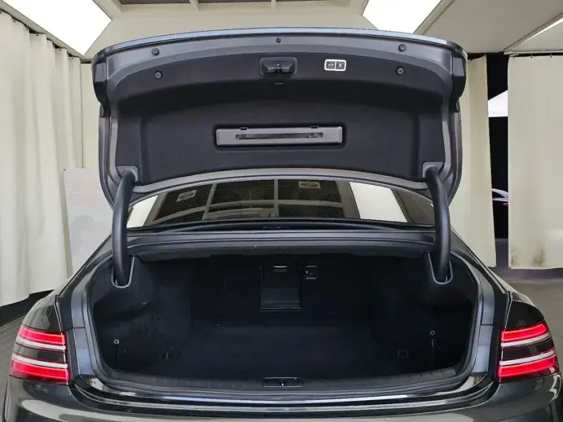 2023 Genesis G80 с пробегом 51 994 км