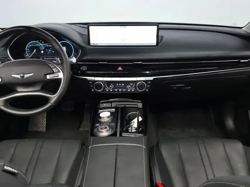 2023 Genesis G80 с пробегом 57 124 км