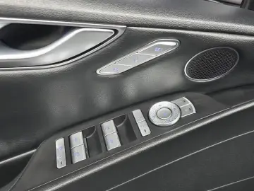 2023 Genesis G80 с пробегом 57 124 км