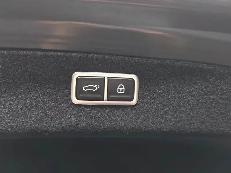 2023 Genesis G80 с пробегом 57 124 км