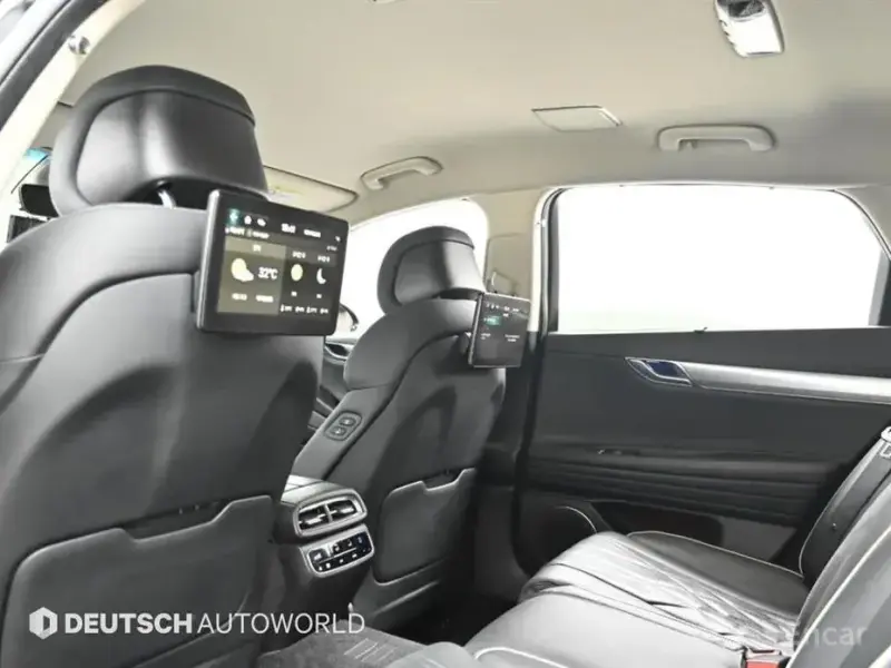 2023 Genesis G80 с пробегом 82 666 км