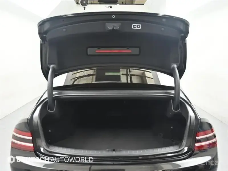 2023 Genesis G80 с пробегом 82 666 км