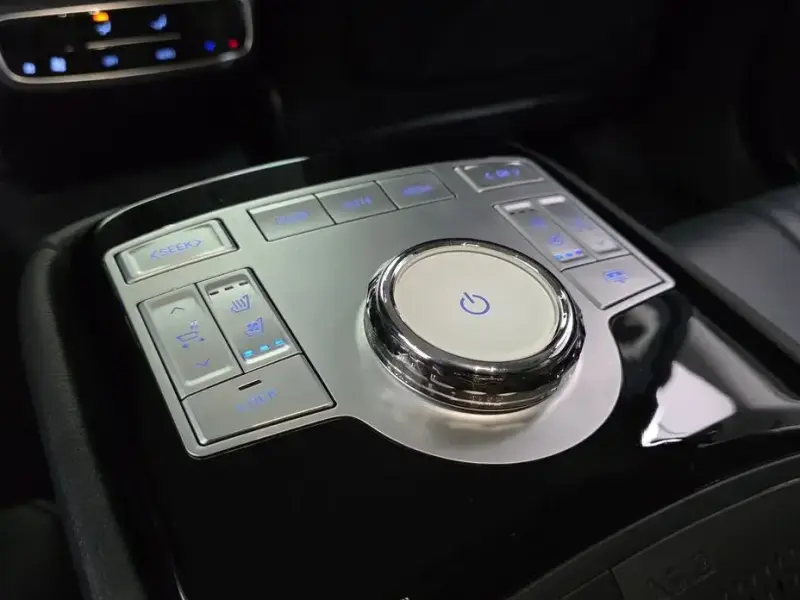 2023 Genesis G80 с пробегом 57 836 км